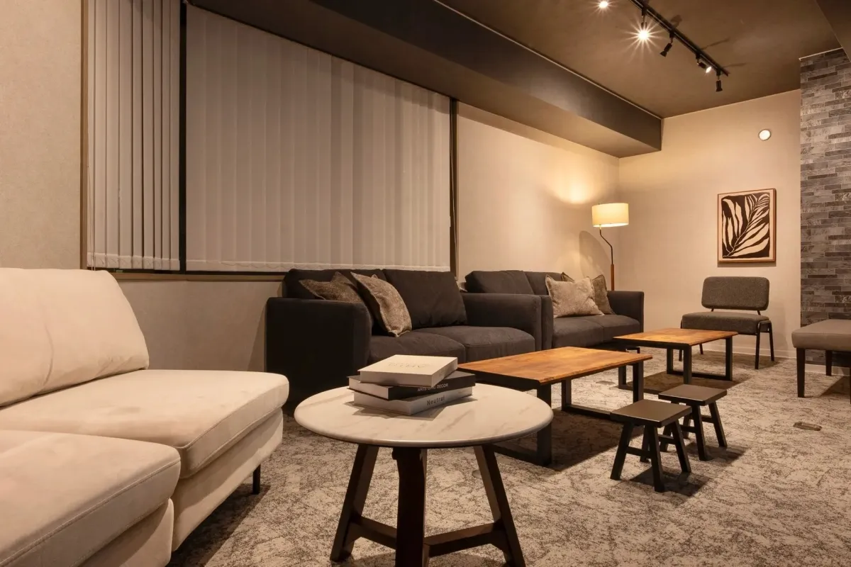 814_MillionLOUNGE新橋・御成門:814_MillionLOUNGE新橋・御成門