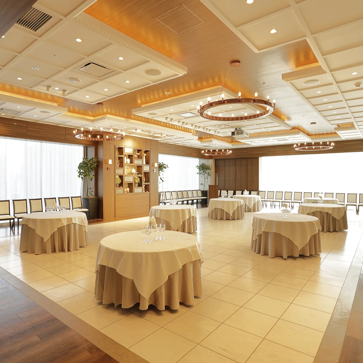 ラグナヴェール TOKYO:モダンスイートレジデンス（13階）