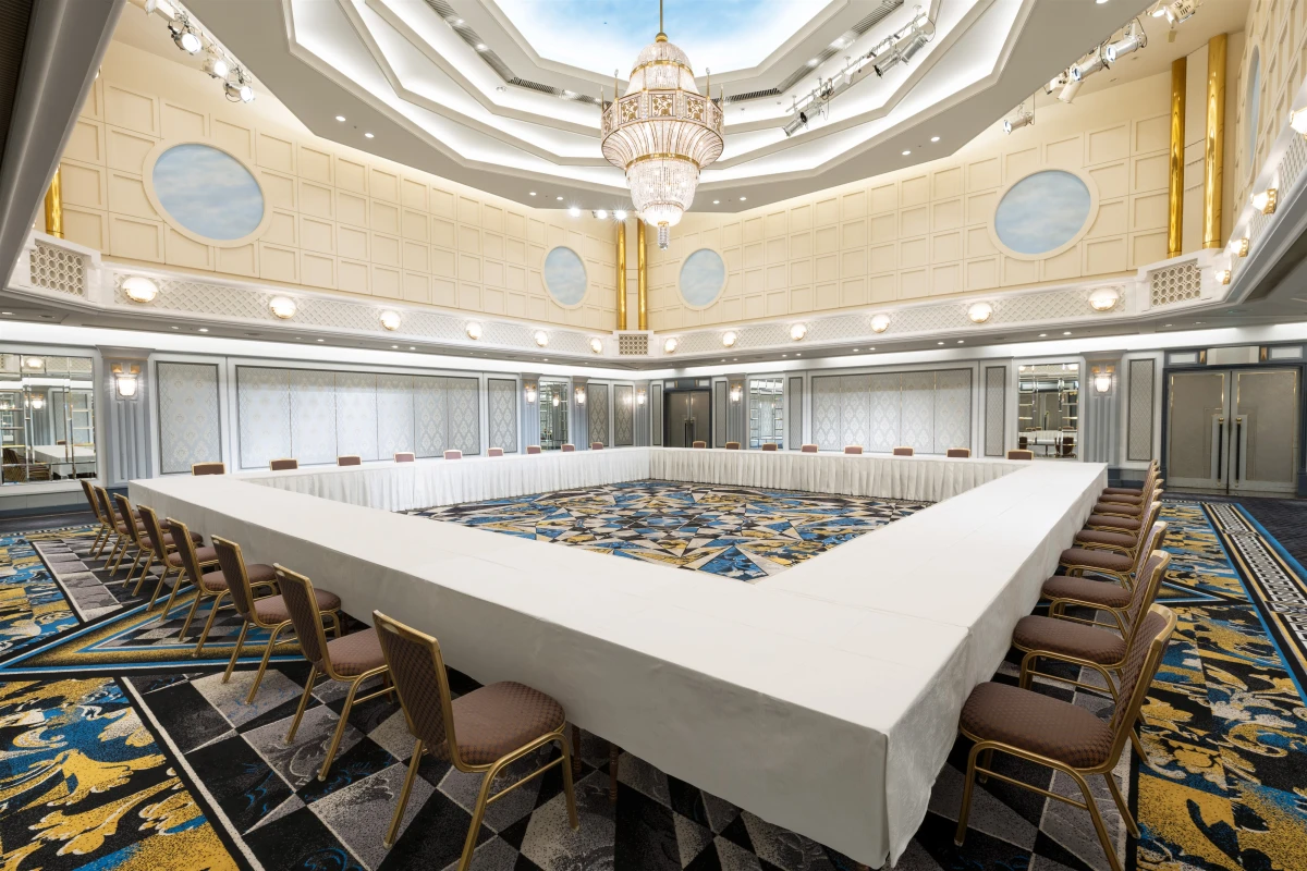 ホテルニューオータニ幕張:LAPIS