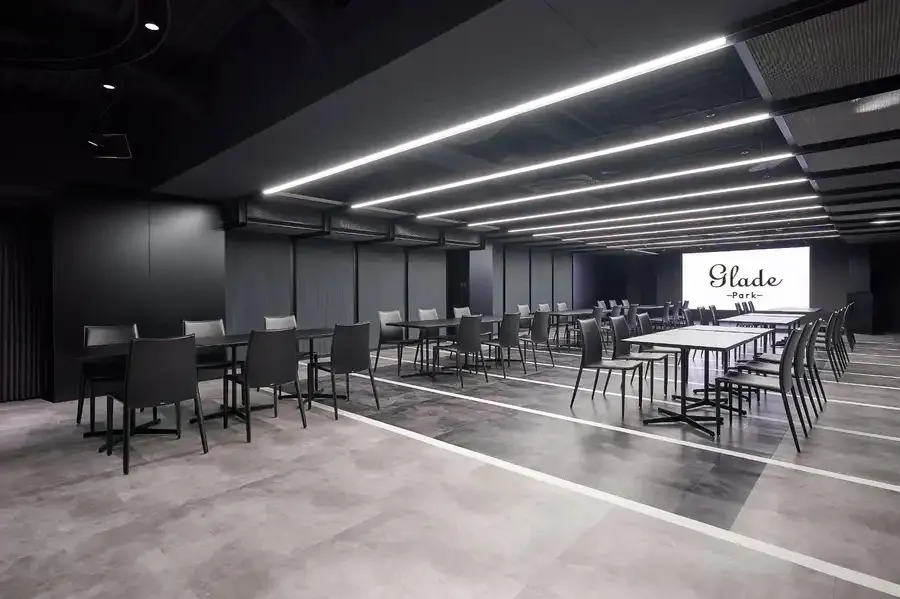 グレイドパーク 新橋駅前8F（銀座口）