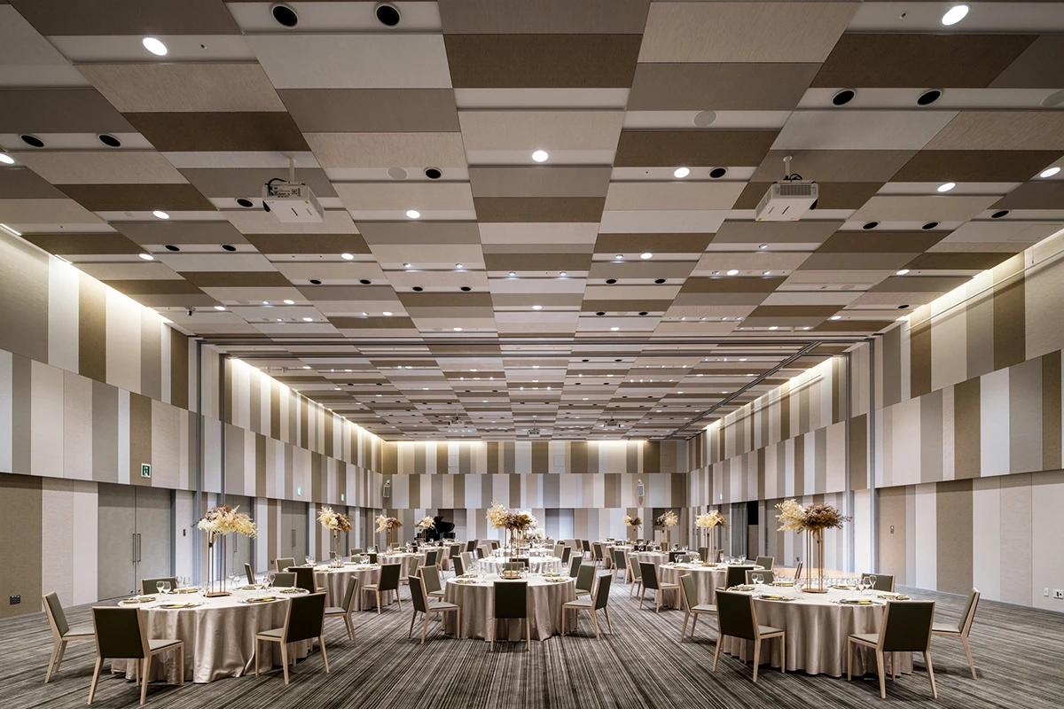 ホテルロイヤルクラシック大阪:3F　麗・壽～URUWASHI・KOTOHOGI～