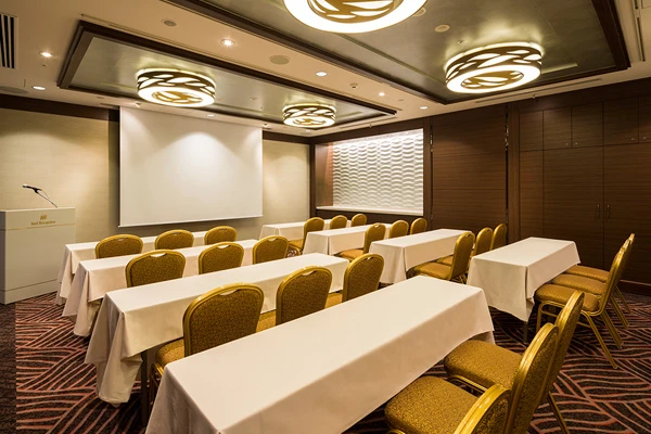 ホテルメトロポリタン:朝風