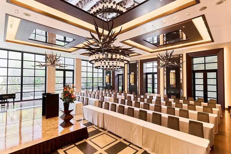 ストーンヒルズ