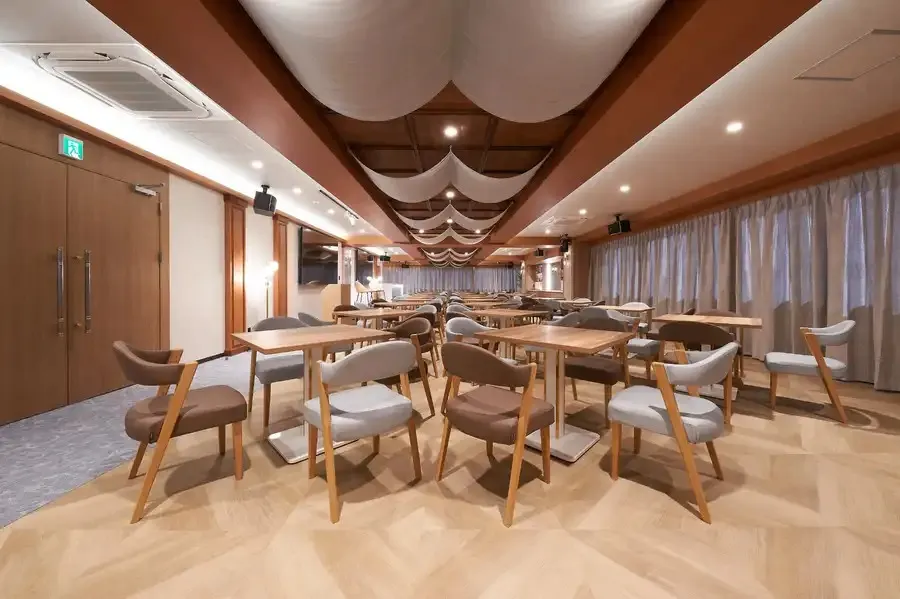 グレイドパーク 新橋駅前7F（銀座口）