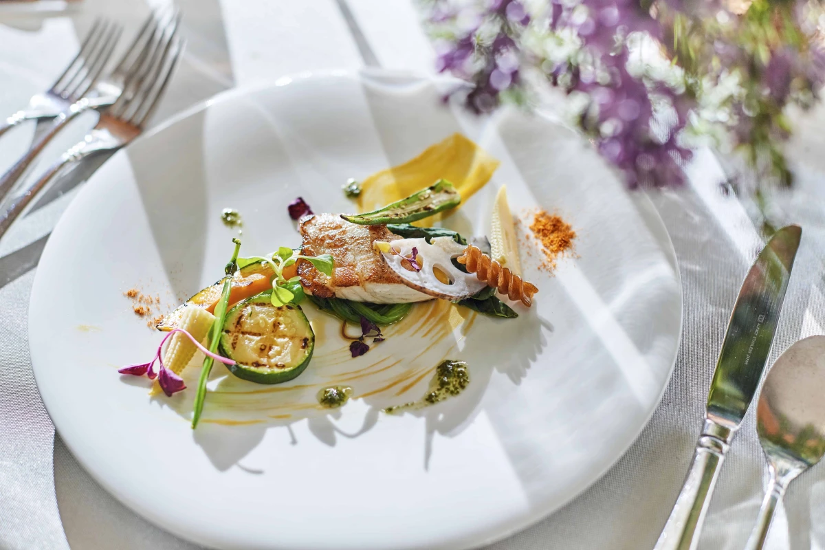 The 33 Sense of Wedding