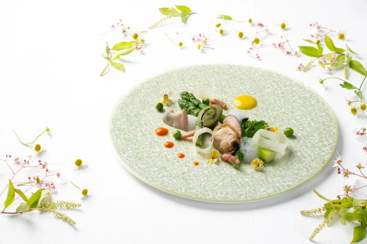 ローズガーデン/ロイヤルグレース大聖堂