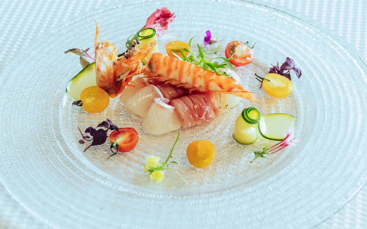 W the style of wedding