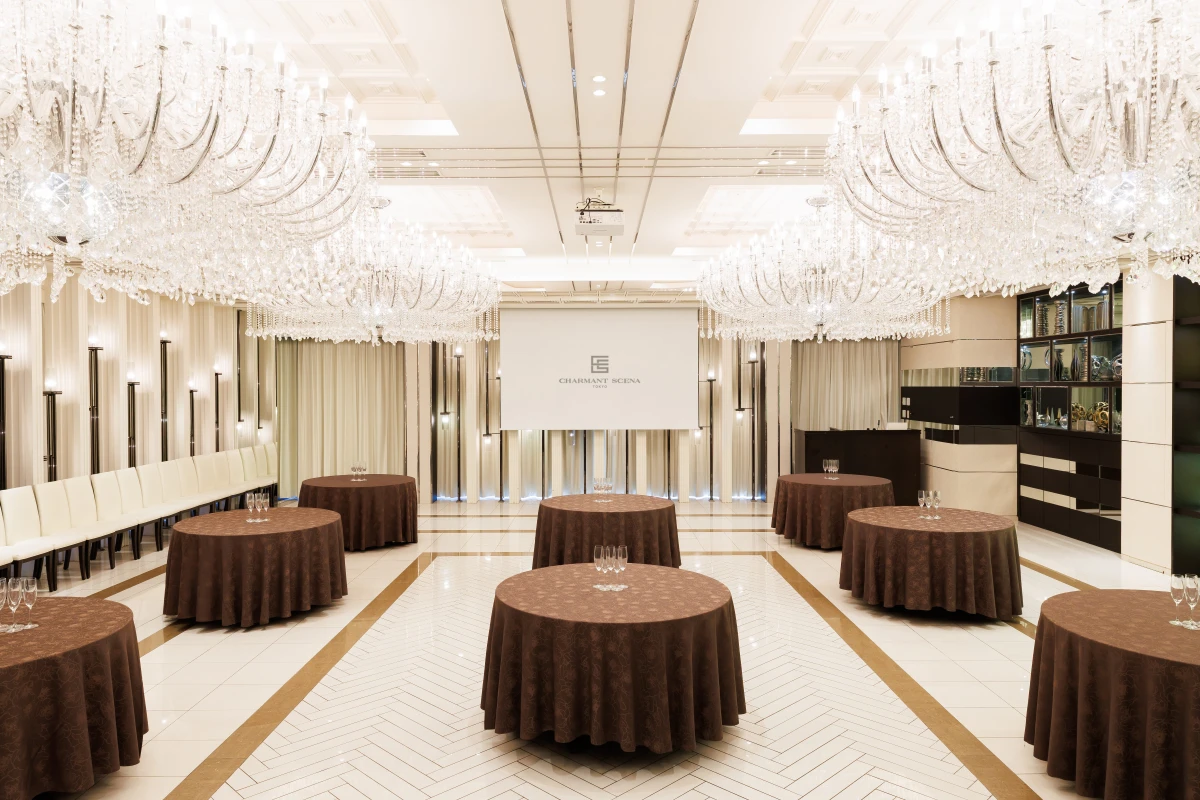 シャルマンシーナ TOKYO:2Fブルーノクリスタル