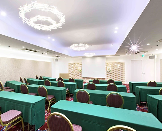 2F 中宴会場 「末広」