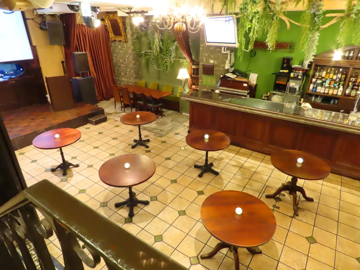 Green Lounge