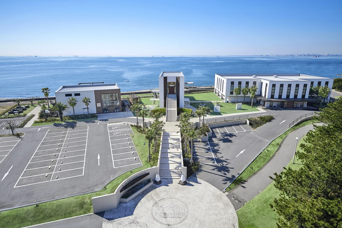 THE SURF OCEAN TERRACE