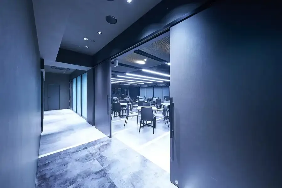 グレイドパーク 新橋駅前8F（銀座口）