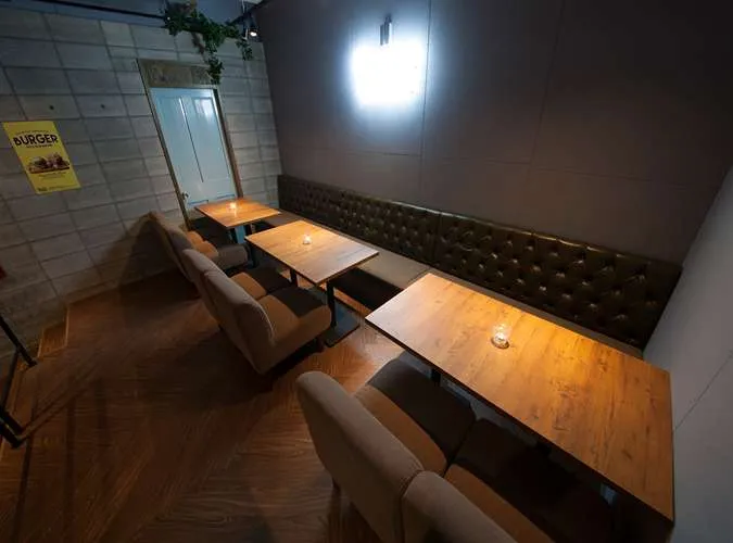 HangOut HangOver 西武新宿Brick St.店:HangOut HangOver 西武新宿Brick St.店