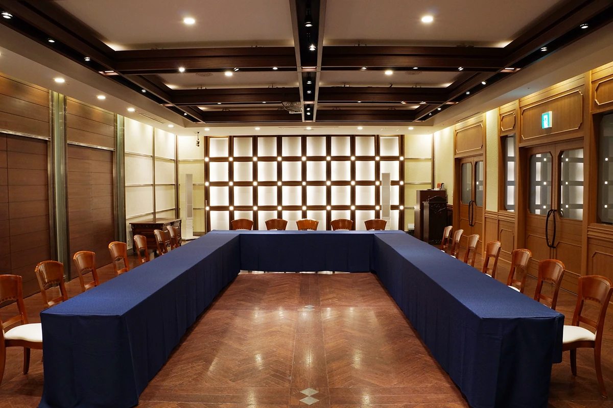 6F NUEVO MODA（ヌエヴォ・モーダ）