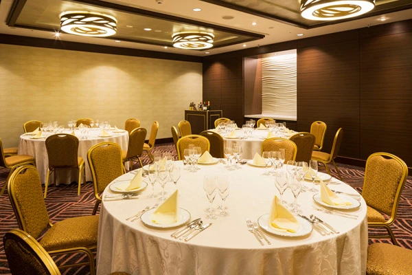 ホテルメトロポリタン:朝風