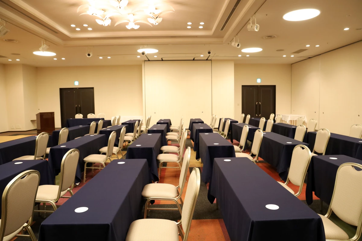 エメラルド　（全室）