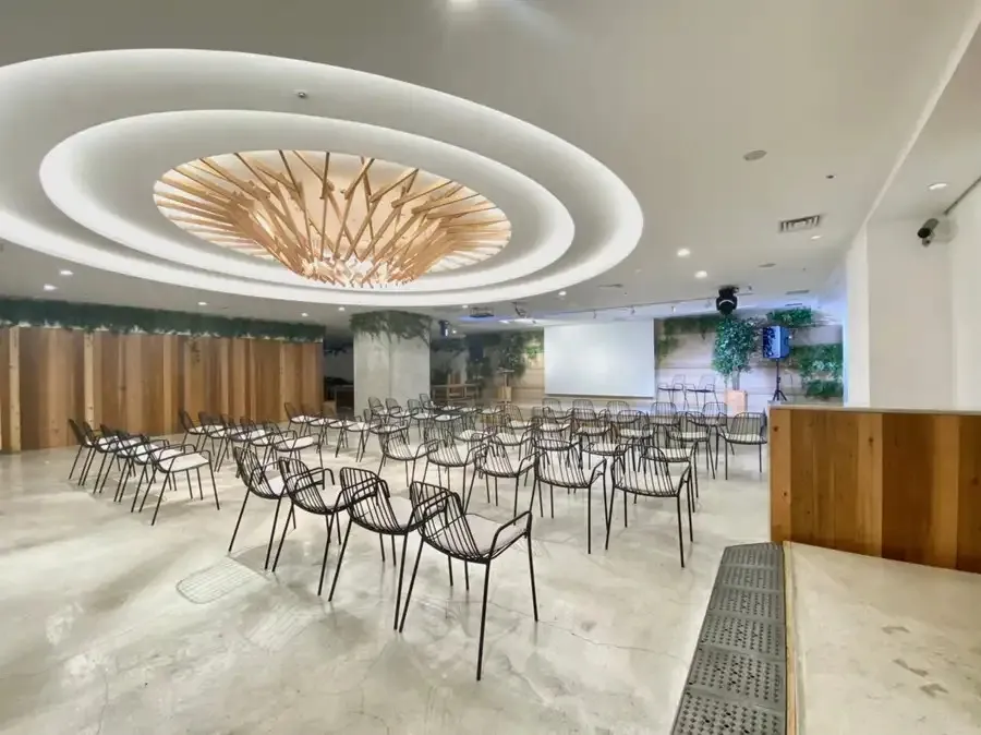 グレイドパーク新宿西口（旧：グレイドパーク新宿）