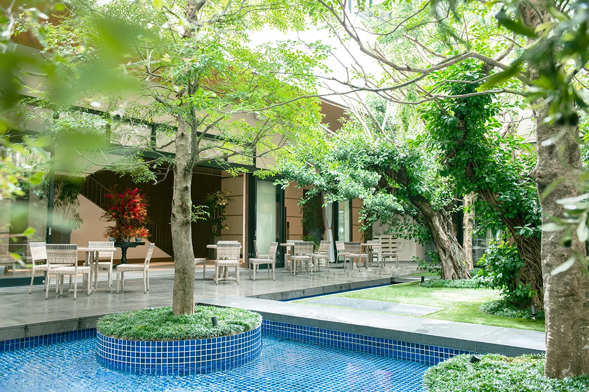 LAZOR GARDEN NAGOYA:大会場 / グラシエント