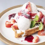 GOOD MORNING CAFE & GRILL 虎ノ門