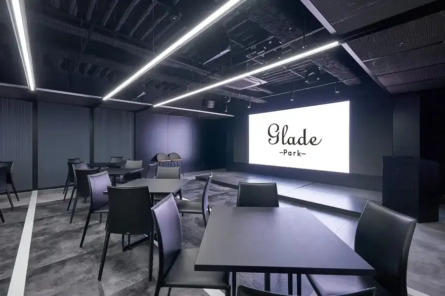 グレイドパーク 新橋駅前8F（銀座口）