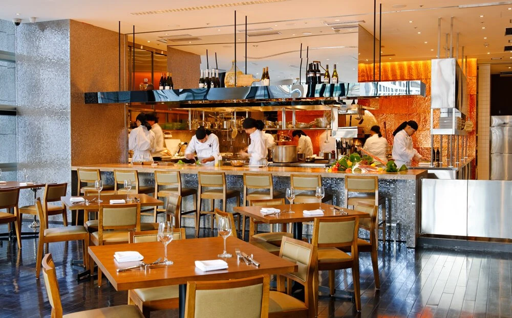 Salvatore Cuomo Bros.／ XEX 日本橋（ゼックス　ニホンバシ）