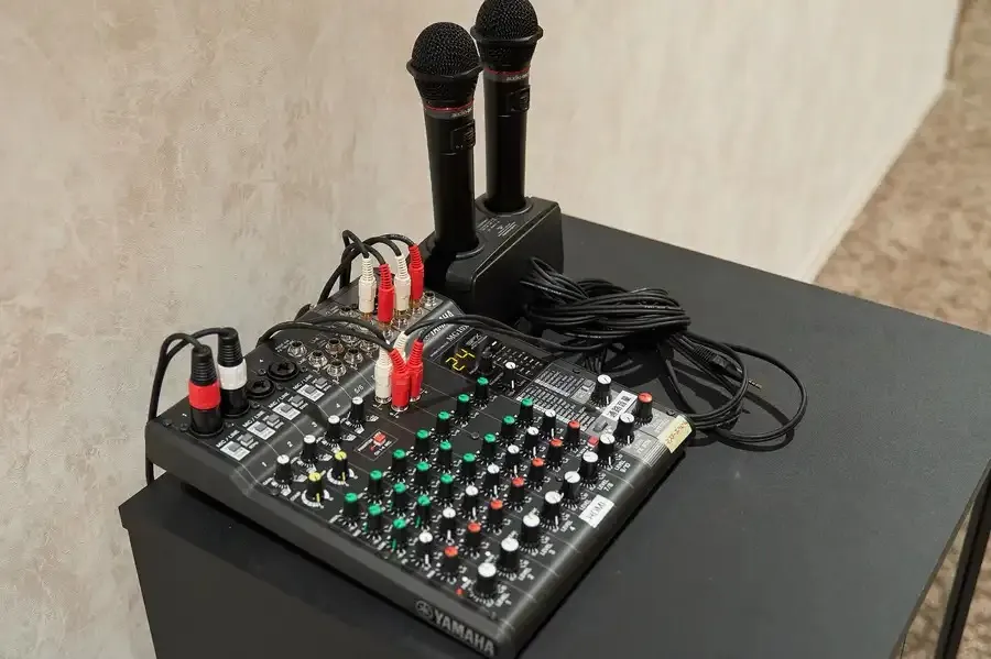 TIME SHARING 新橋駅前4F（銀座口）