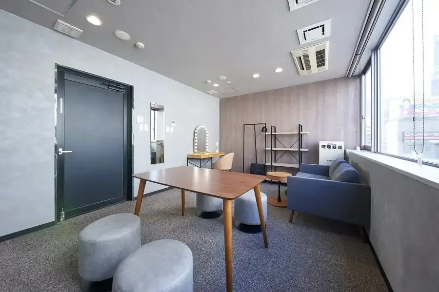 グレイドパーク 新橋駅前8F（銀座口）