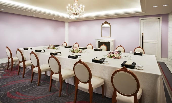 ホテル阪急インターナショナル:クローバ・ カメリア