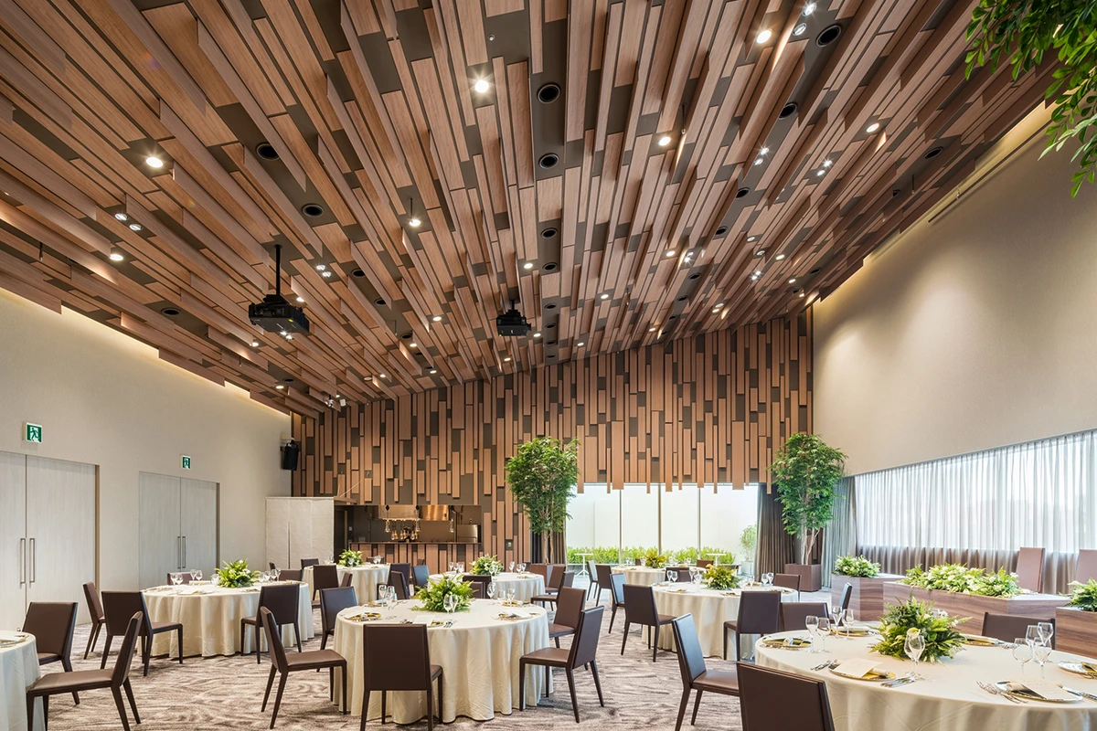 ホテルロイヤルクラシック大阪:7F　木漏日～KOMOREBI～