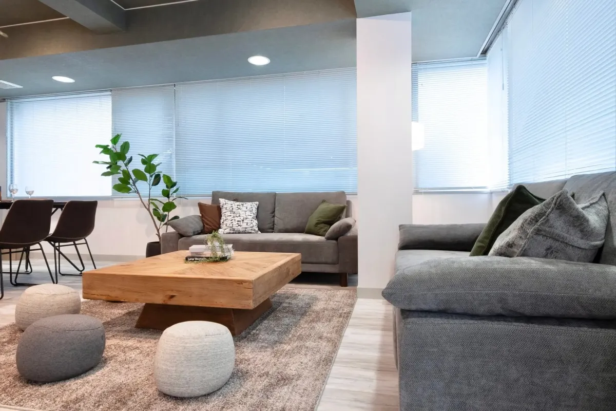 813_MillionLOUNGE西新宿