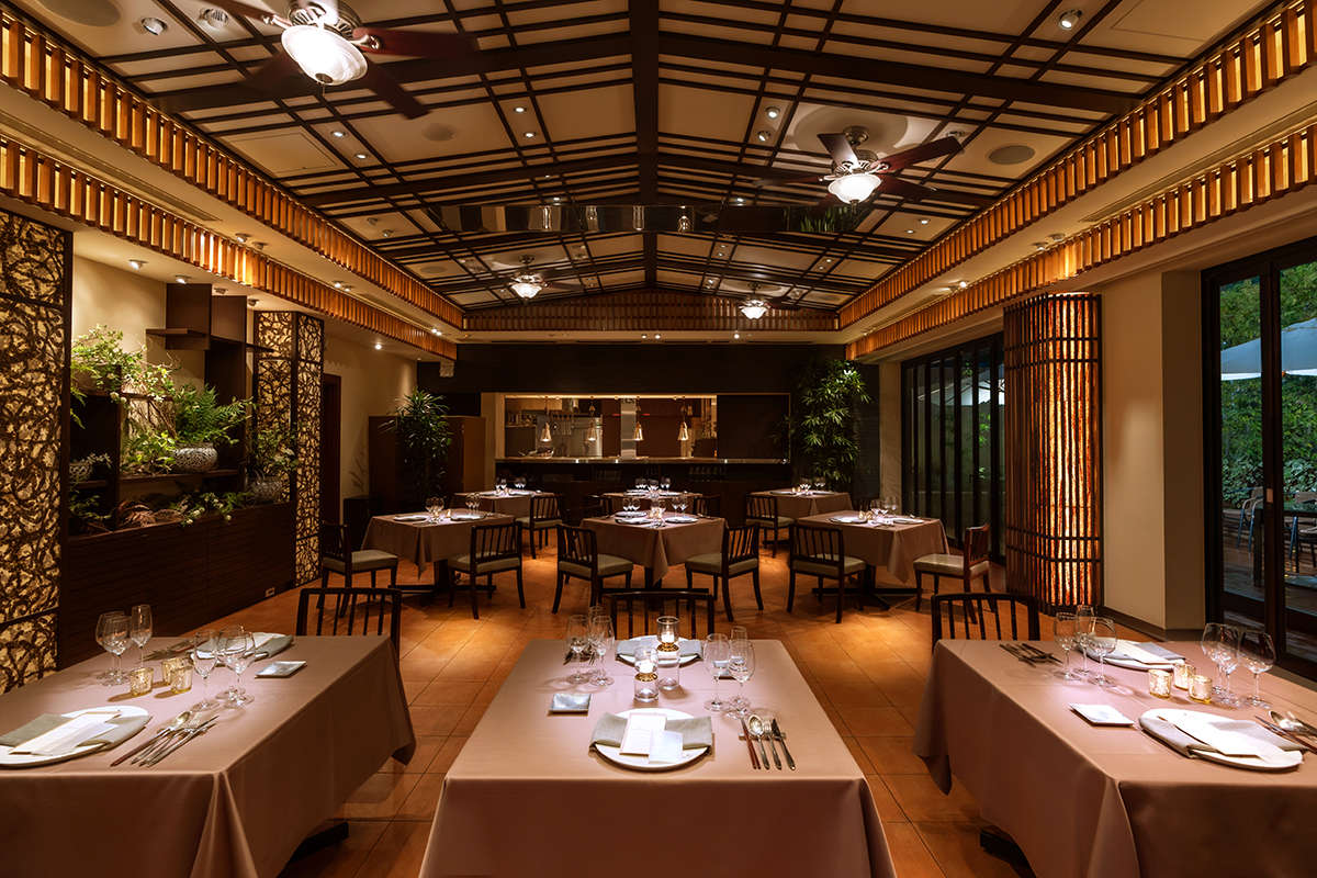 中会場 1F 東山庭