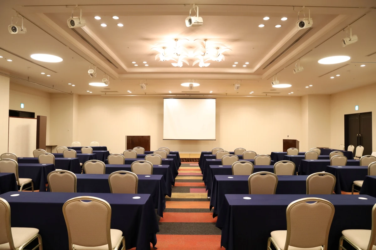 エメラルド　（全室）