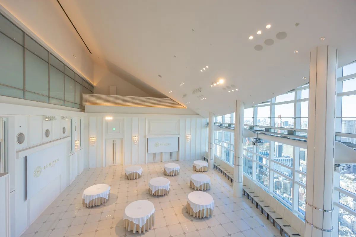 クリスタルレジデンス