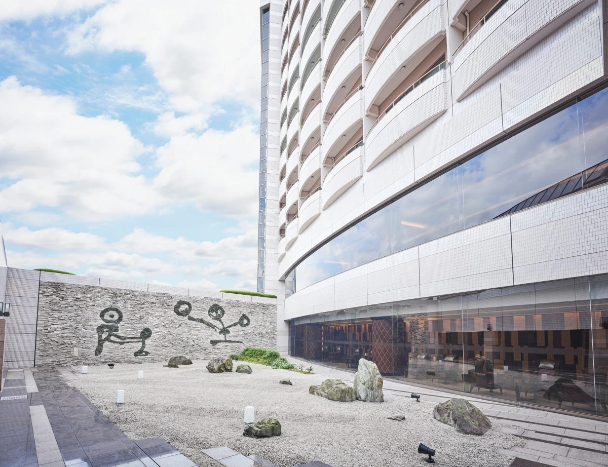 シェラトン・グランデ・トーキョーベイ・ホテル:華厳