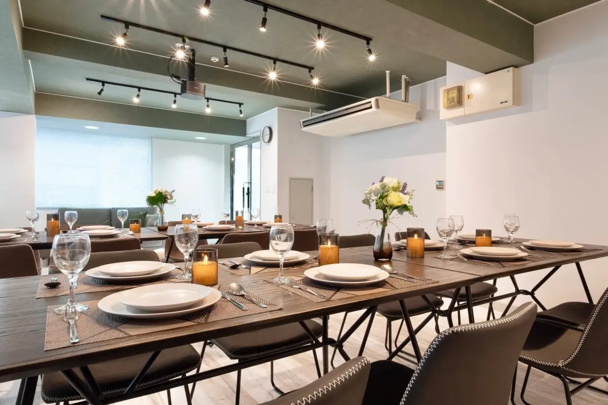 813_MillionLOUNGE西新宿:813_MillionLOUNGE西新宿