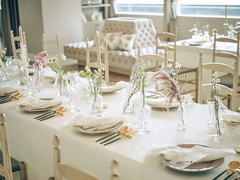 チャペル・ド・コフレ:パーティ会場「アフターリビング」