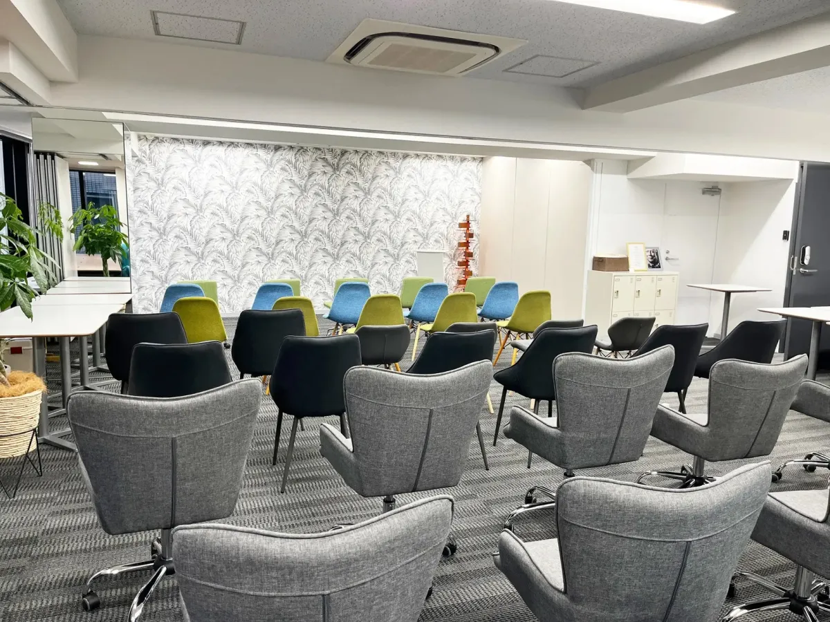 ウィズスクエア・GLOXIA銀座店