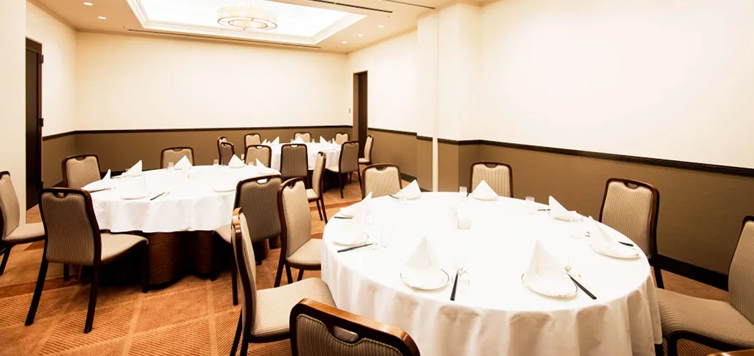 小宴会場「梅」「桃」「藤」